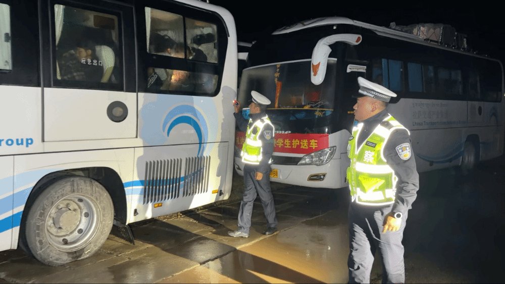 阿里地区公安处交通管理支队统筹调度改